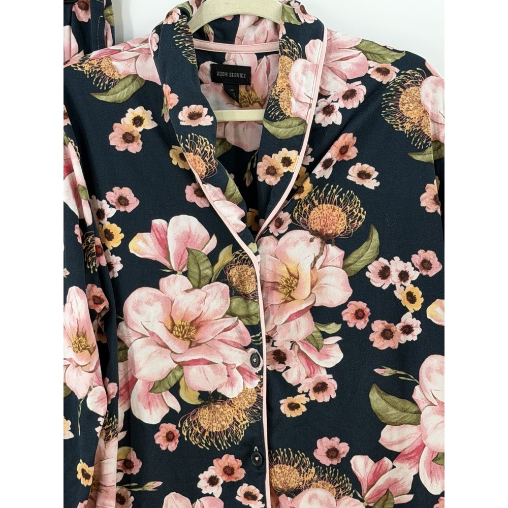 Room Service Women's Large Floral Pajama Set Button Up Top‎ Pants Pink Navy - Picture 2 of 12